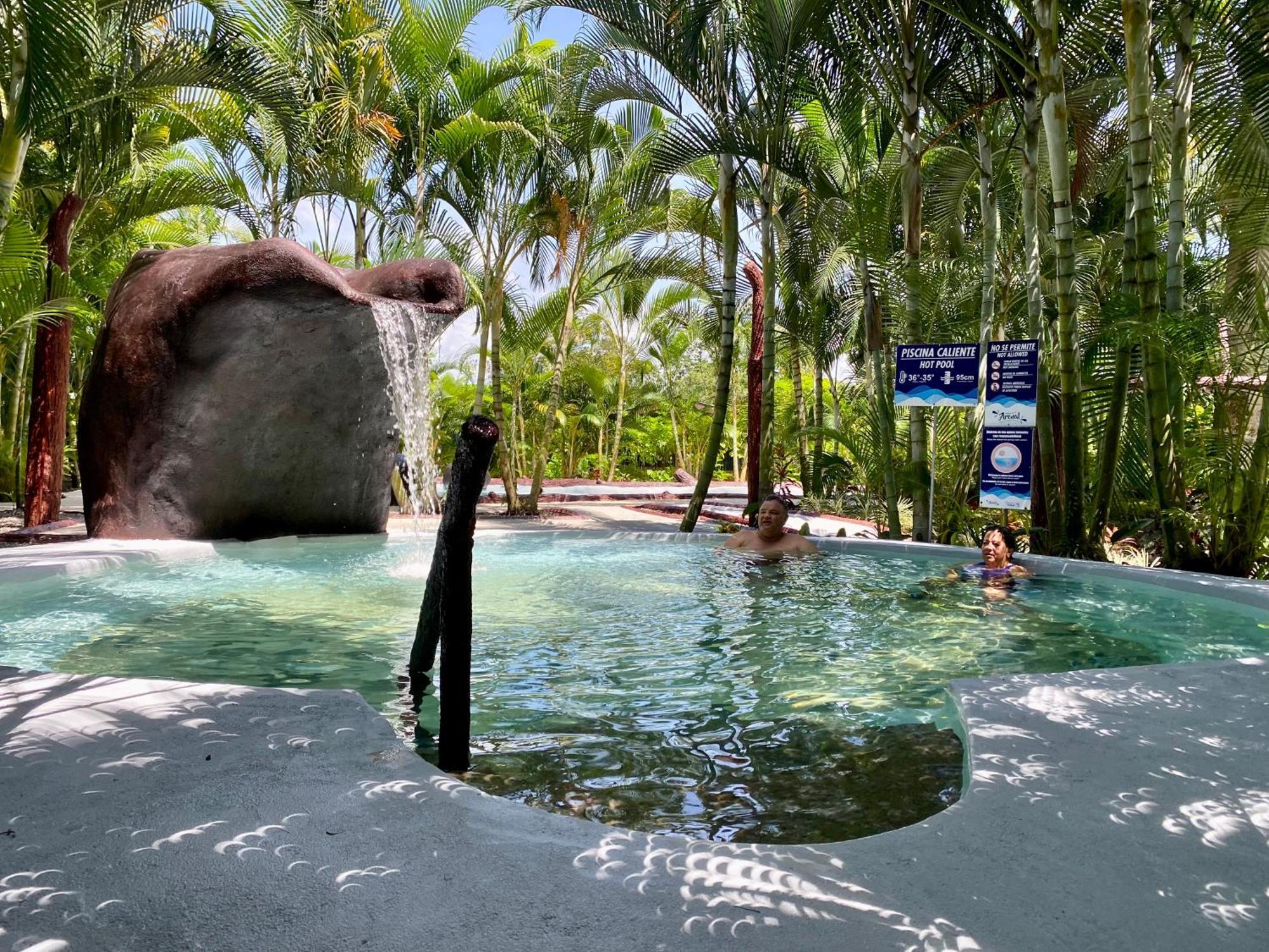 Termales Del Arenal Hotel La Fortuna Luaran gambar